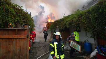 Incendiu violent în Maramureş, după ce o ceartă între fraţi a degenerat