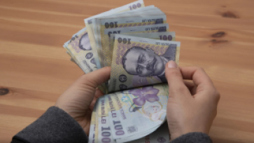 Noua provocare a României - De la salariul minim garantat la salariul minim corect